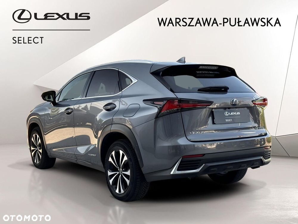 Lexus NX 300h F Impression AWD - 3