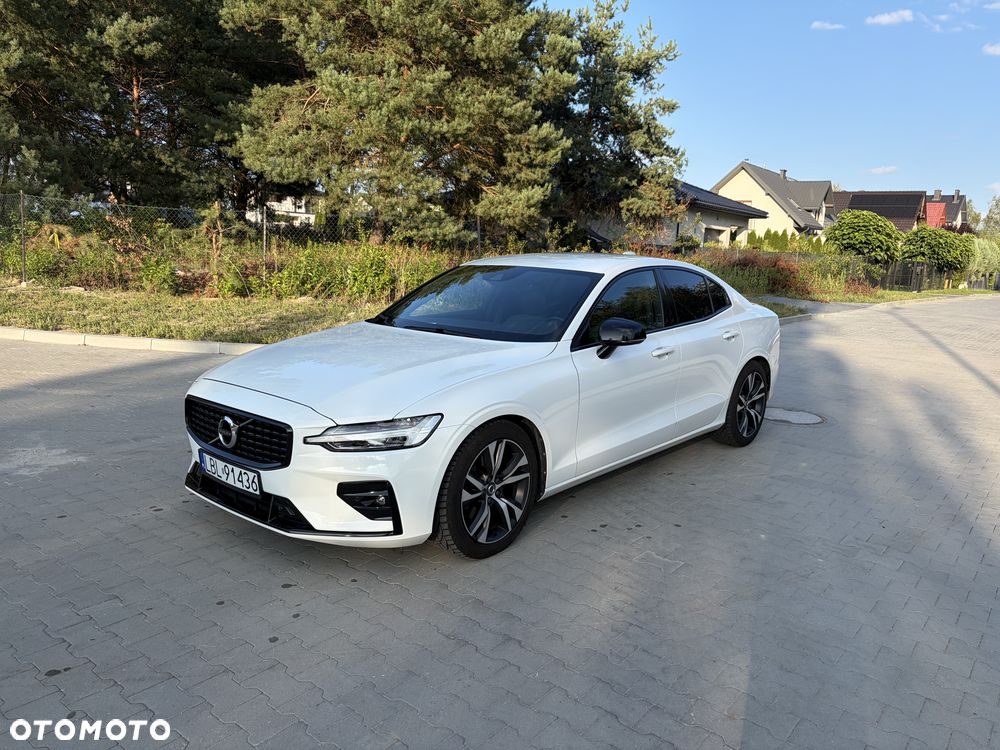 Volvo S60 B4 B R-Design - 1