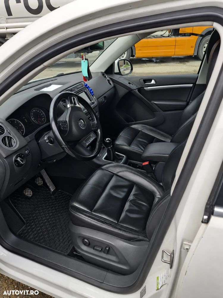 Volkswagen Tiguan 2.0 TDI 4Motion BMT Sport & Style - 7