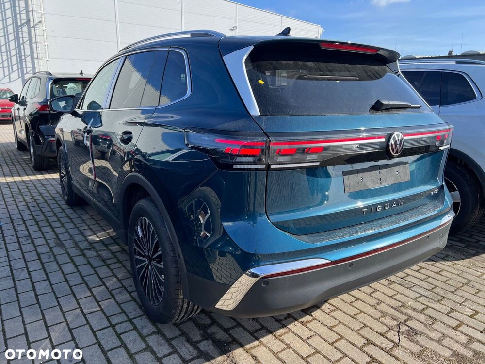 Volkswagen Tiguan - 5