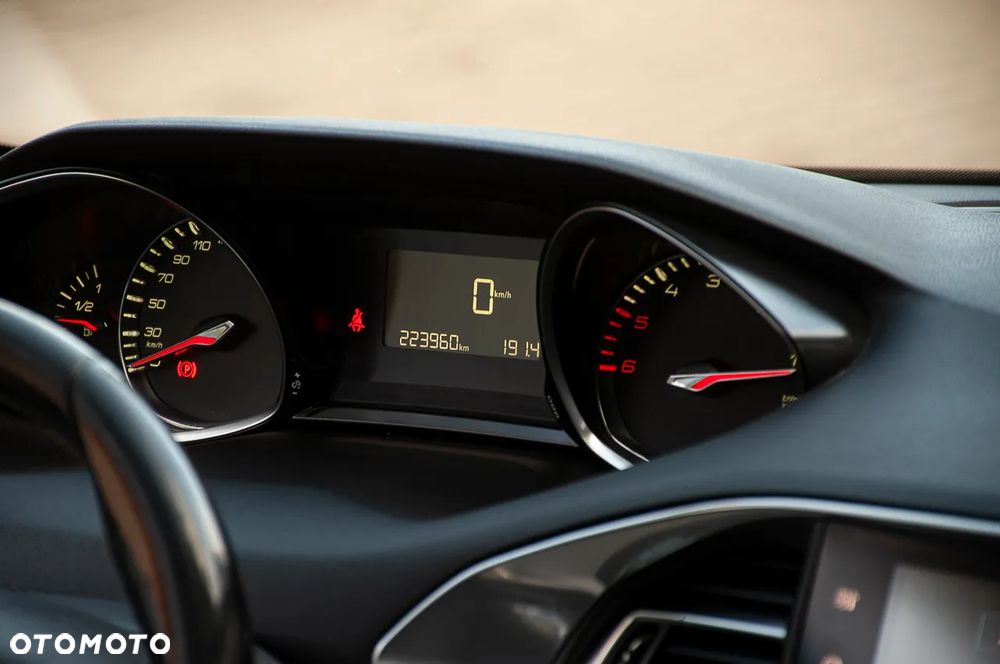 Peugeot 308 BlueHDi 150 Stop & Start Business-Line - 7