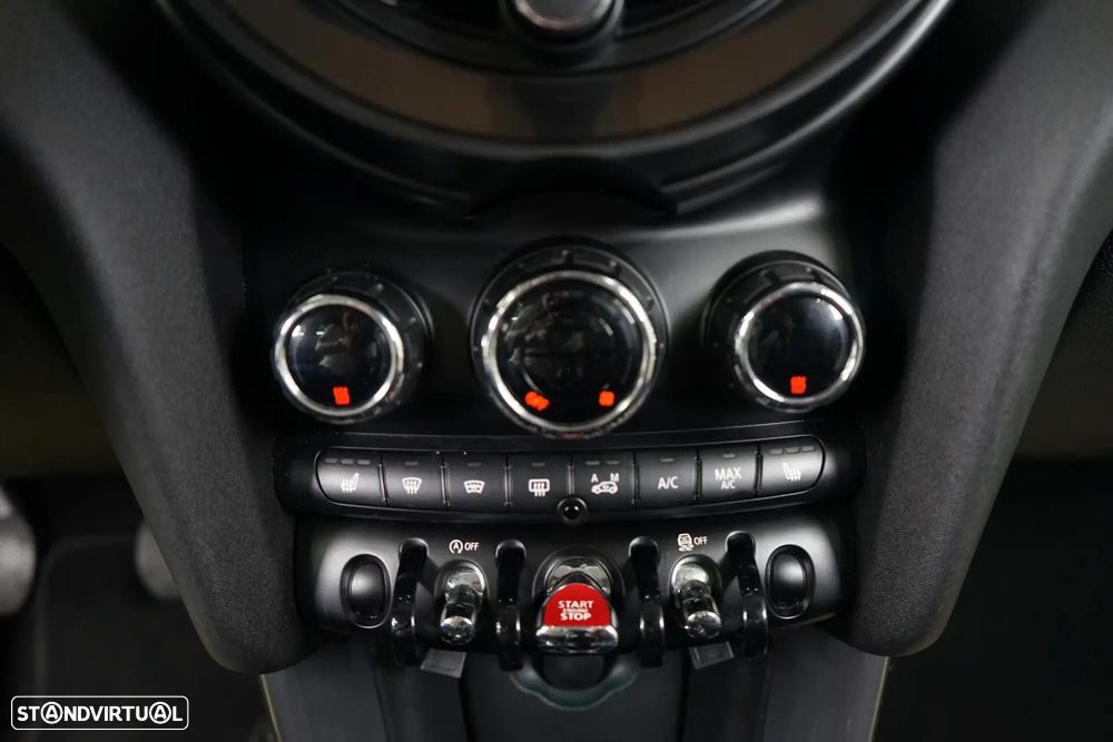 MINI 3 Portas One - 26