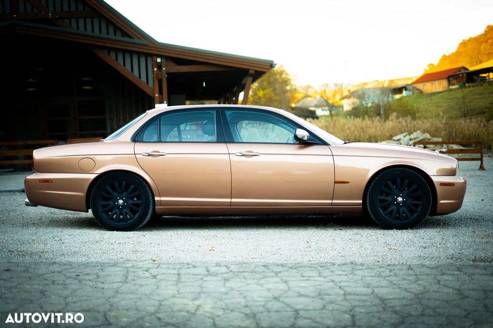 Jaguar XJ XJ8 4.2 V8 Executive Aut - 9