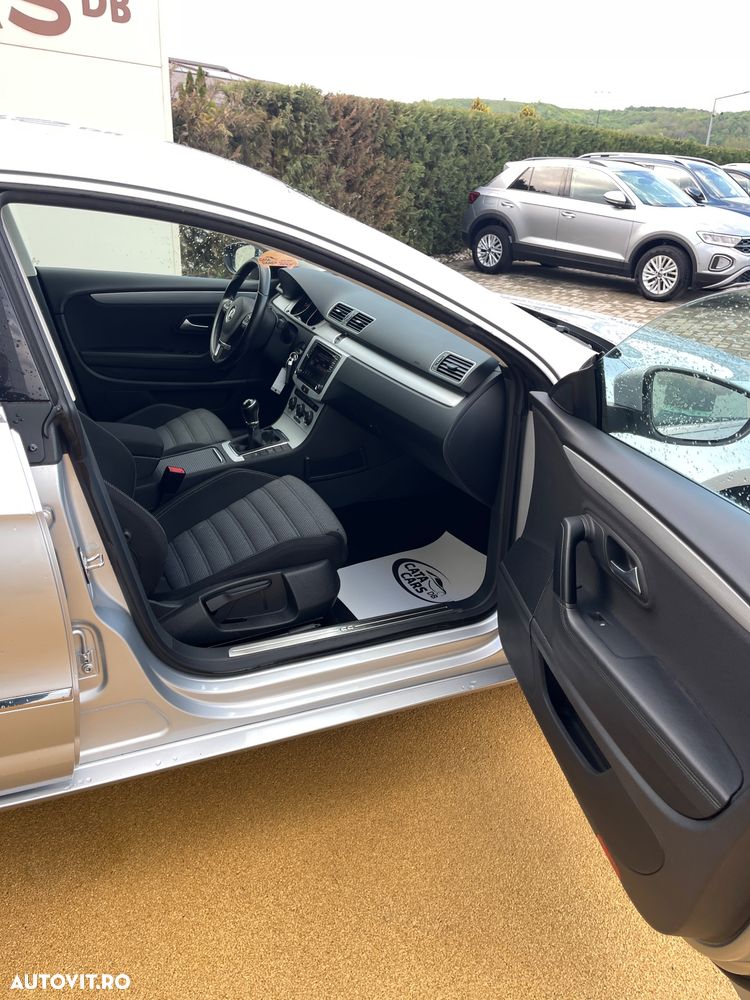 Volkswagen Passat CC 2.0 TDI BlueMotion Technology Dynamic Black - 23