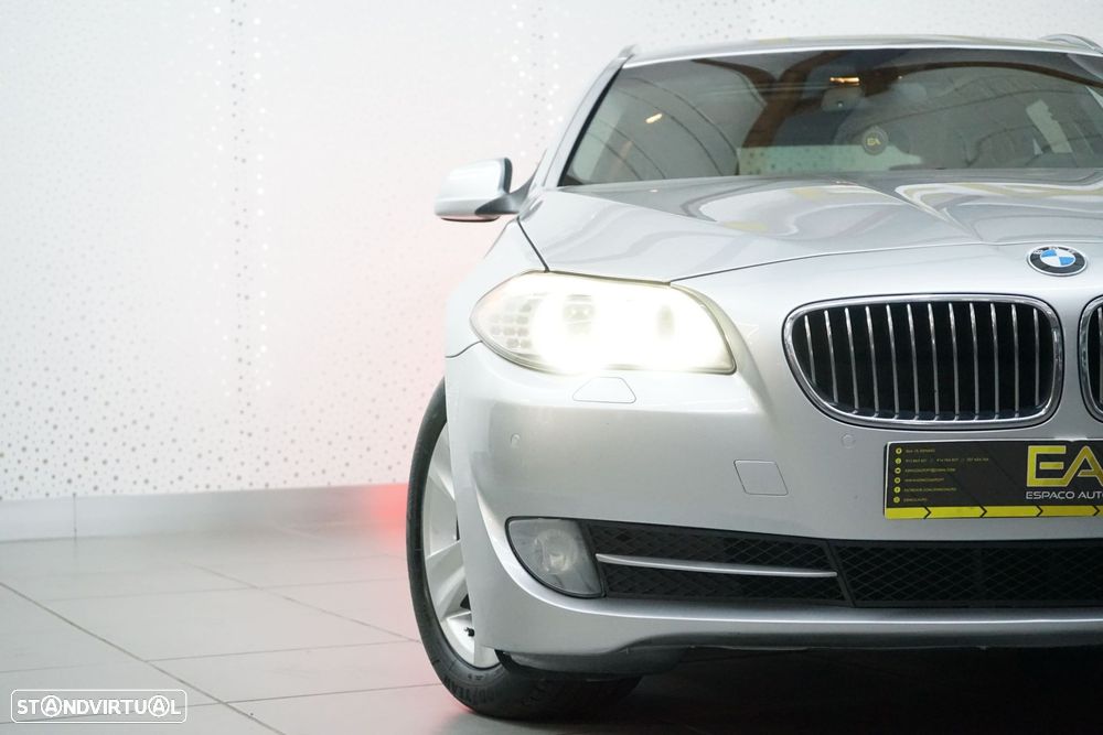 BMW 320 d Touring Auto Exclusive - 6