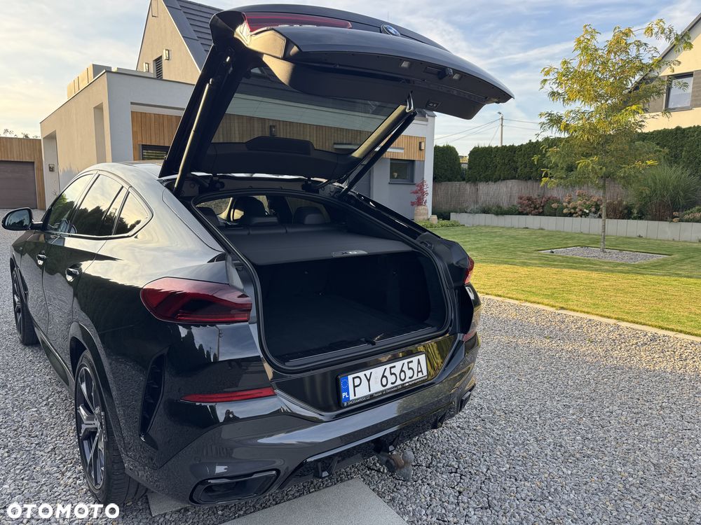 BMW X6 xDrive30d mHEV - 32