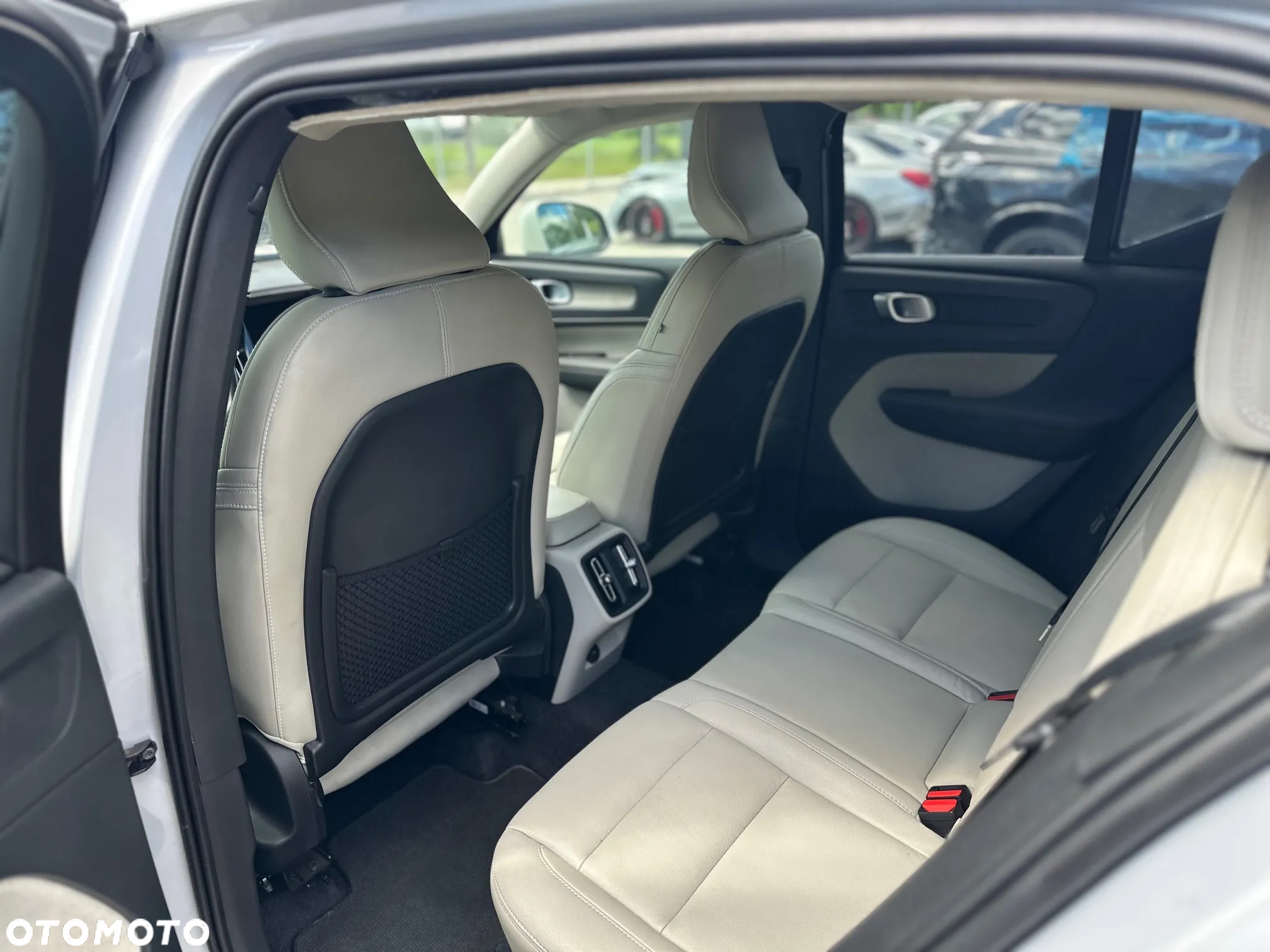 Volvo XC 40 - 11