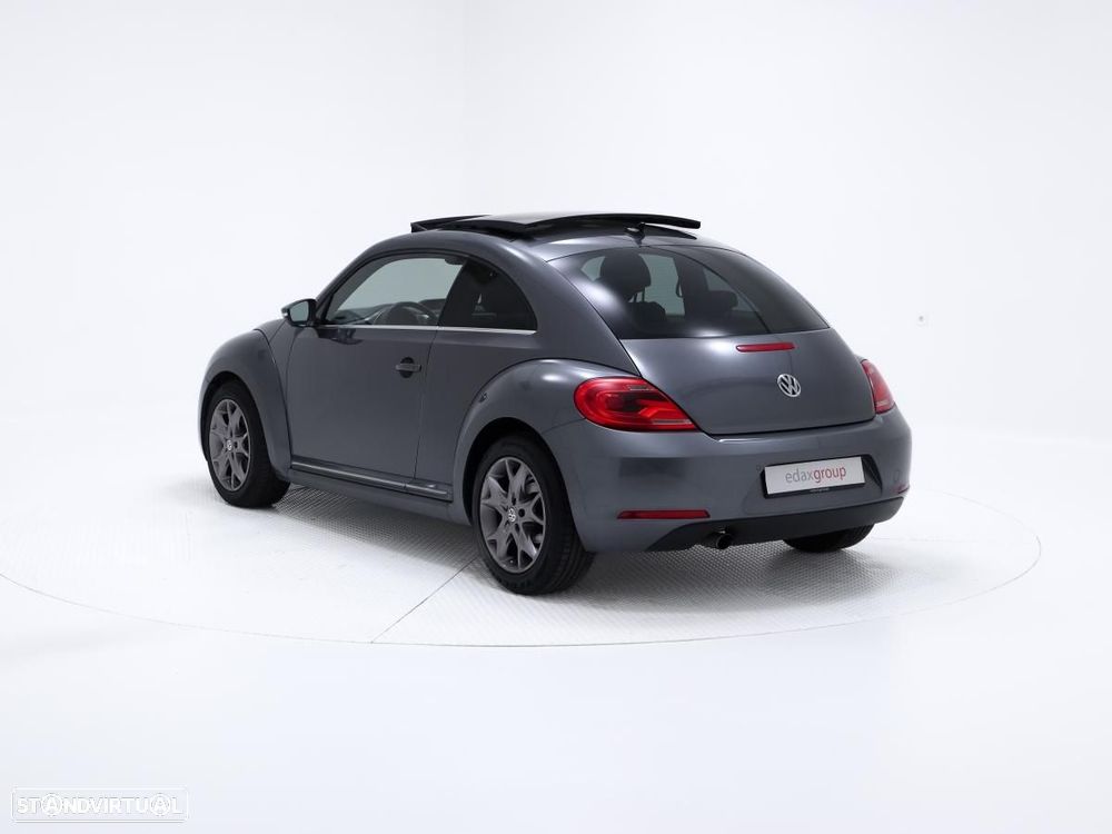 VW New Beetle - 5