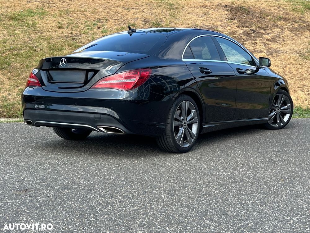 Mercedes-Benz CLA 180 7G-DCT Urban - 5
