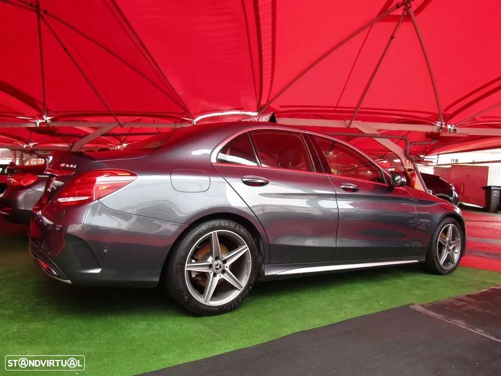 Mercedes-Benz C 200 d AMG Line — photo 4