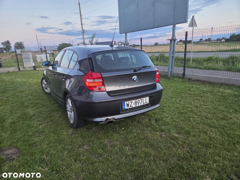 BMW Seria 1 116i - 5