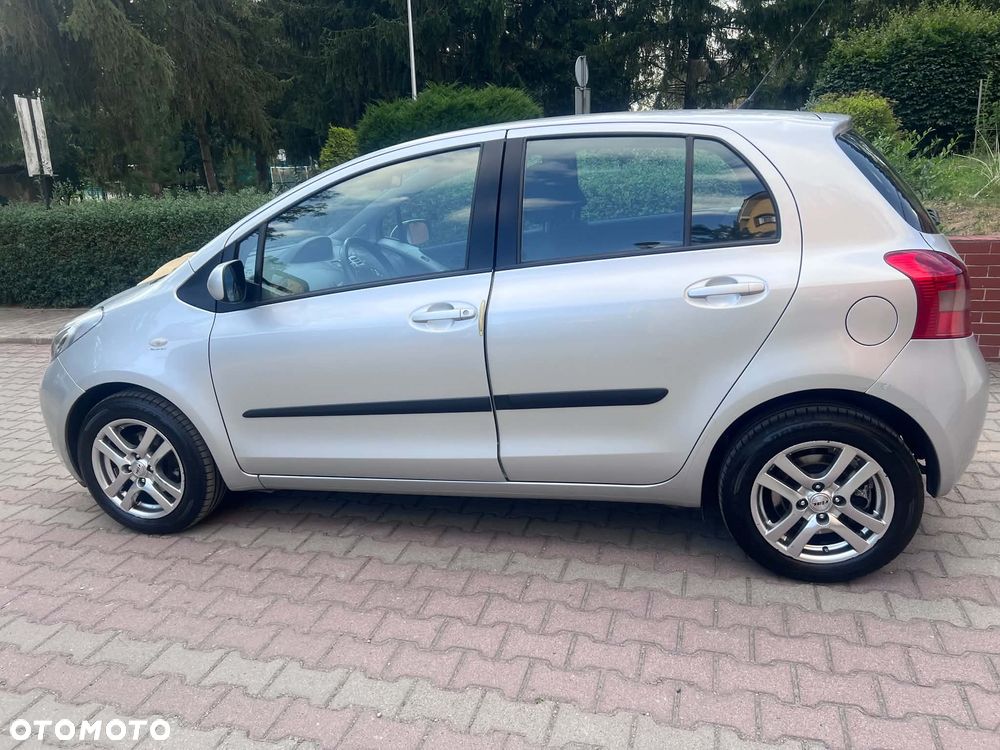 Toyota Yaris 1.3 Luna - 5