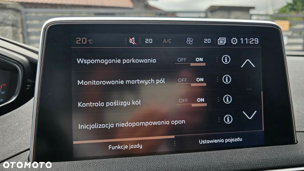 Peugeot 5008 - 26