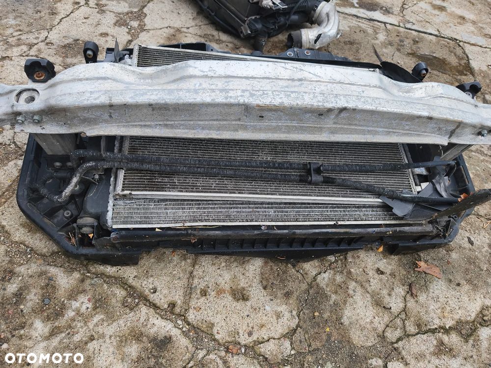 Chłodnice pas przedni wentylator audi A6 C6 2.0tdi 4F0 - 6