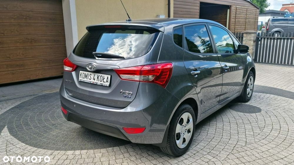 Hyundai ix20 - 3