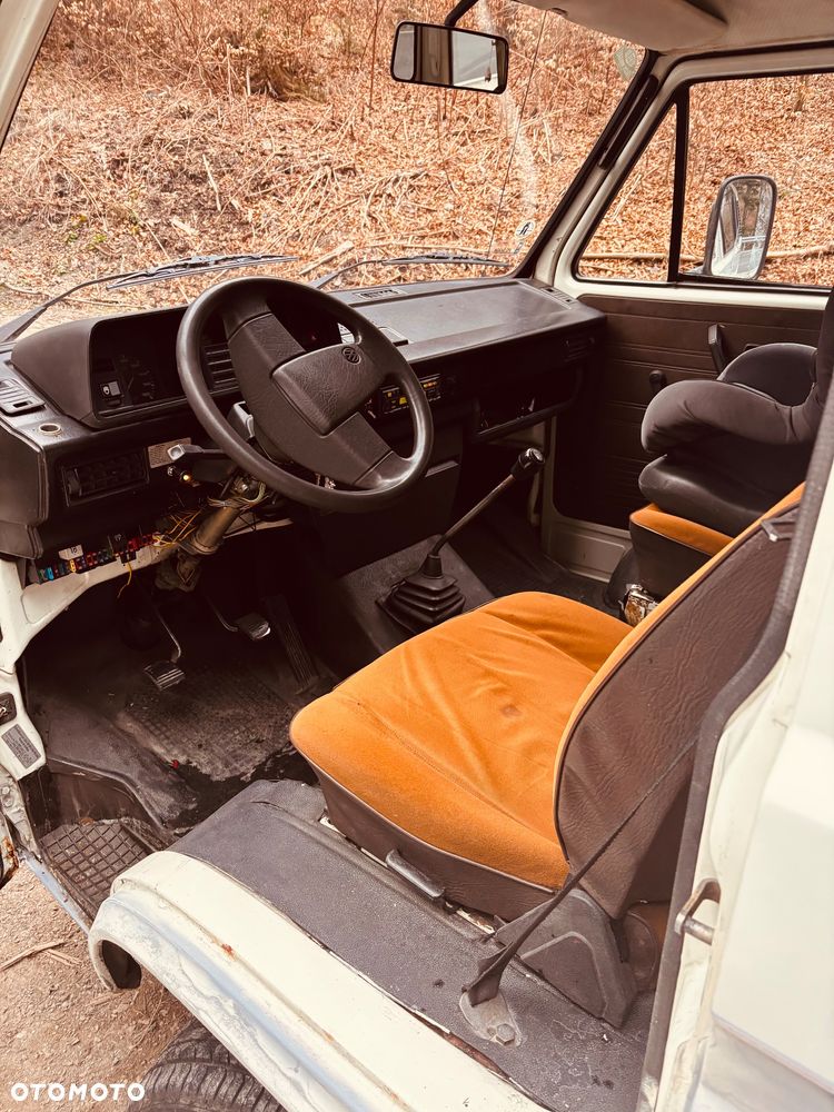 Volkswagen Transporter - 20