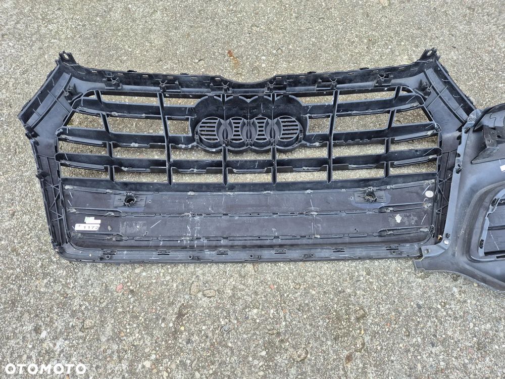 Audi Q5 II S Line 17- zderzak przedni prawy grill kratka 80A - 6