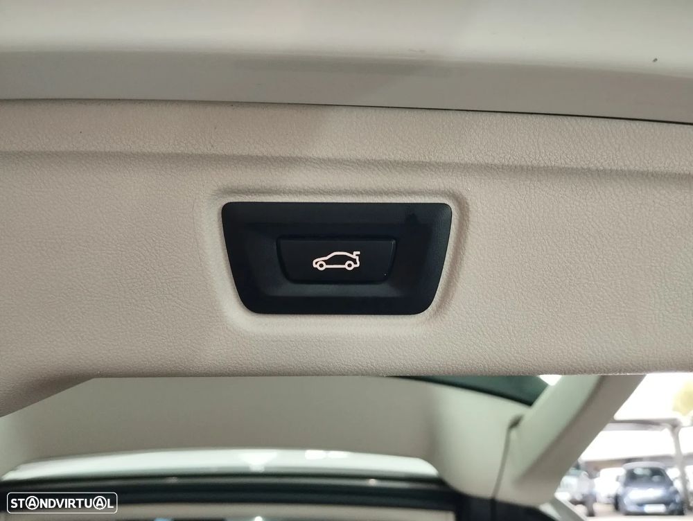 BMW 318 d Corporate Edition - 11