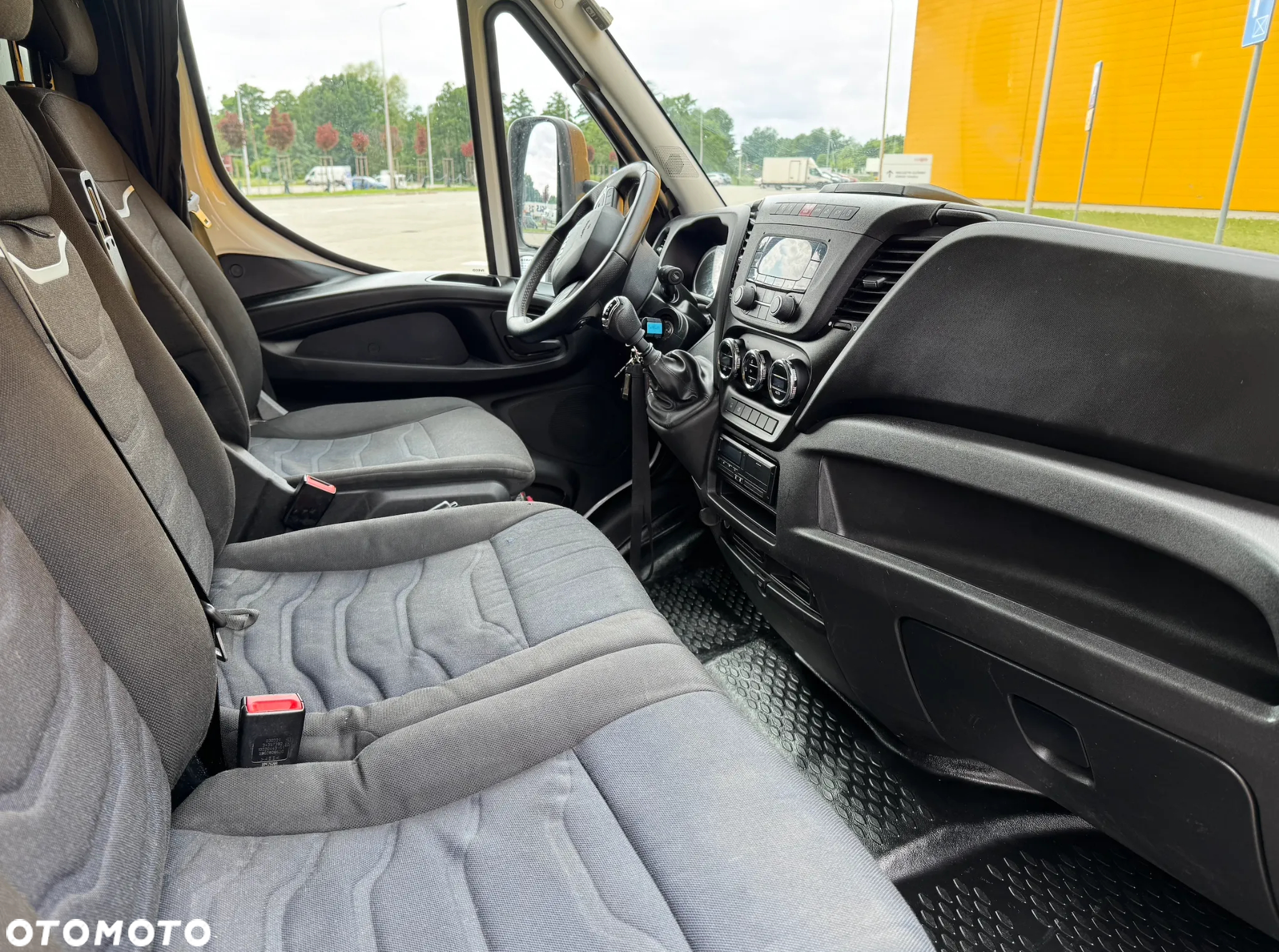 Iveco 70C18 - 7