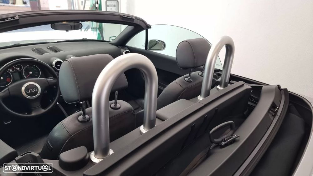 Audi TT Roadster 1.8 T - 17