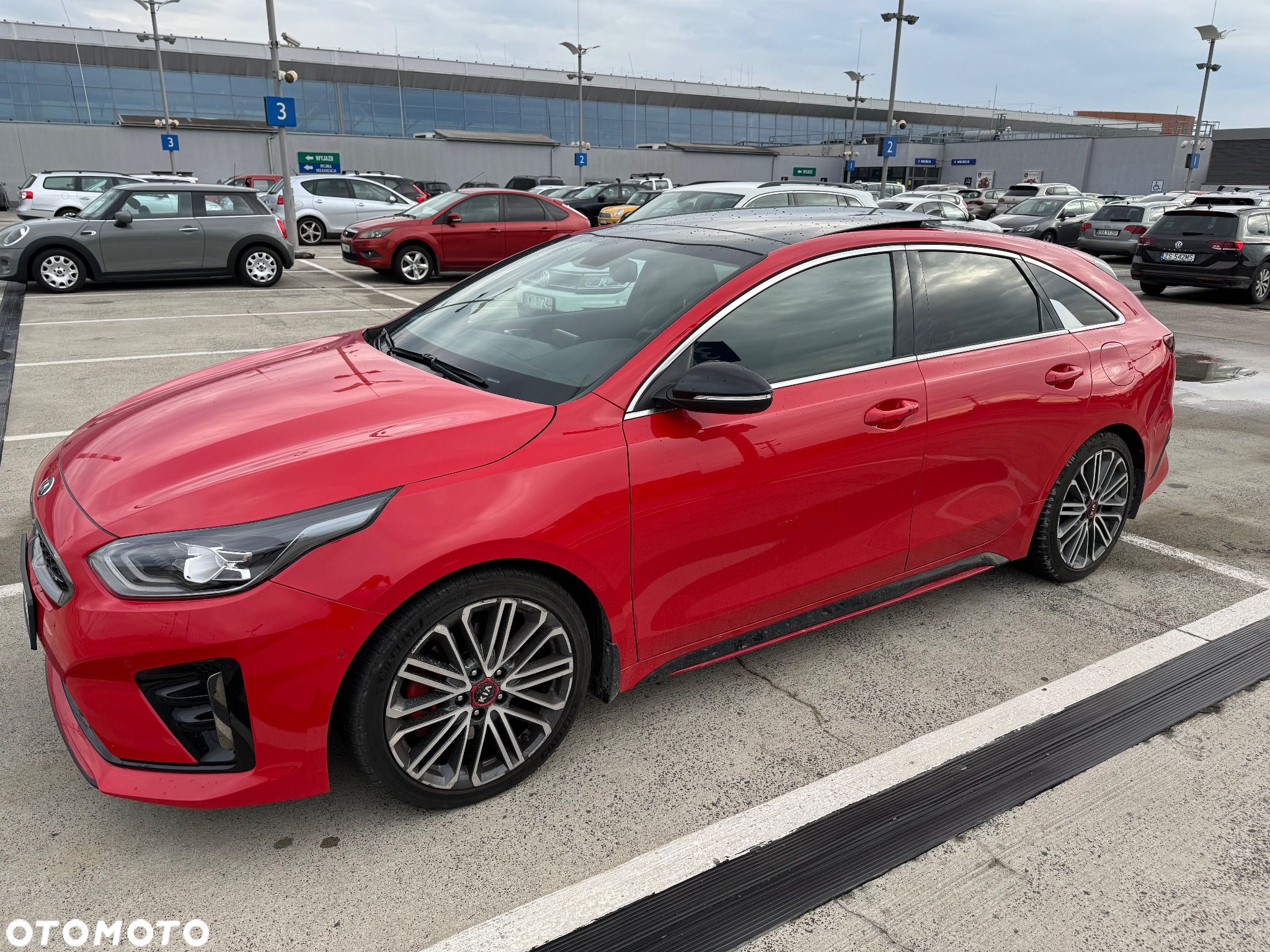 Kia ProCeed 1.6 T-GDI GT DCT - 1