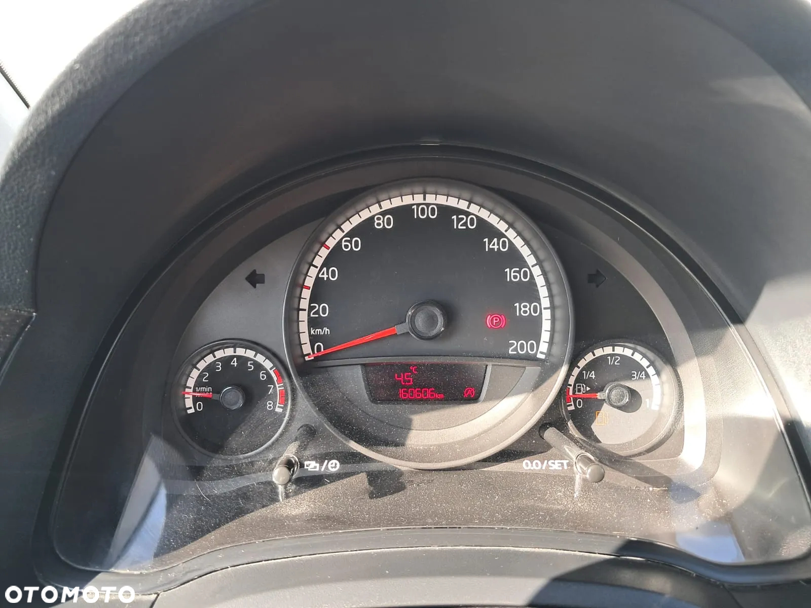 Volkswagen up! (BlueMotion Technology) high - 11