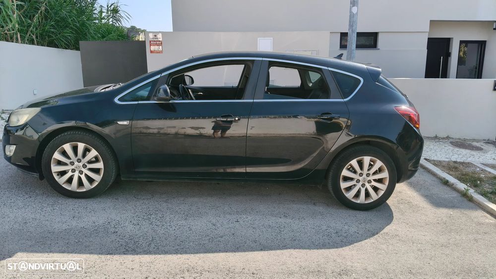 Opel Astra 1.7 CDTI Cosmo - 4