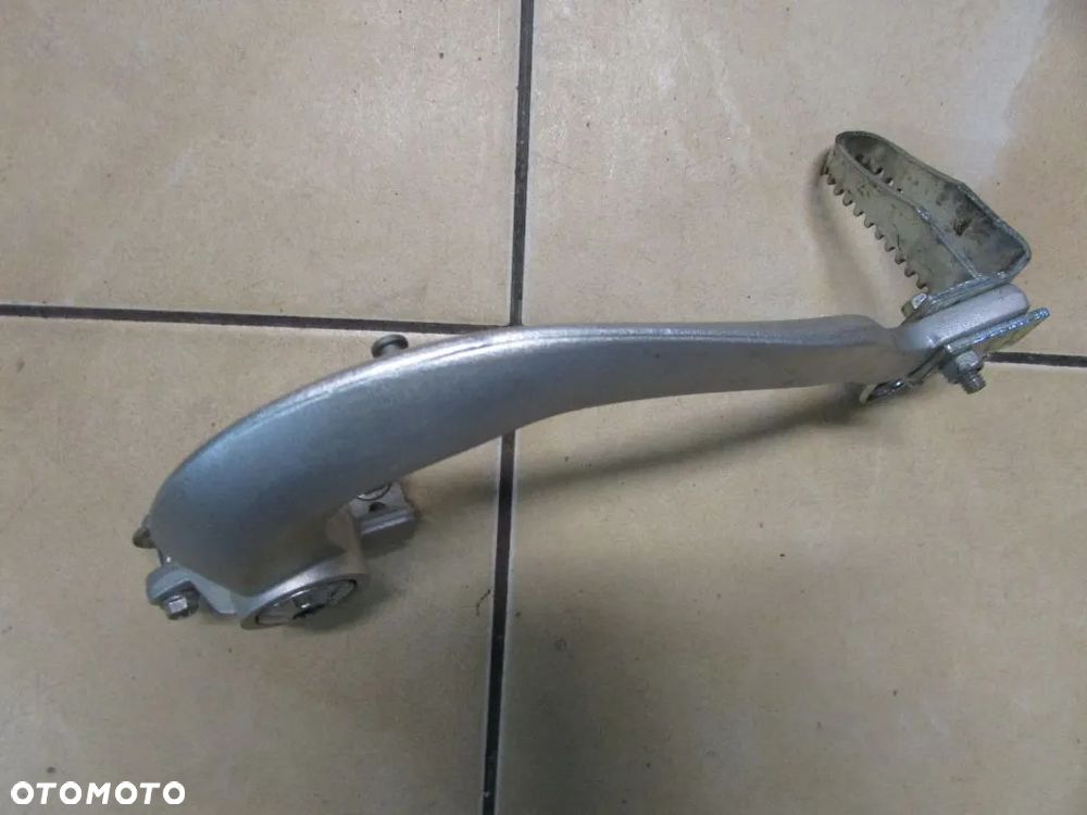 Benelli TRK 502X dźwignia hamulca nożnego - 2