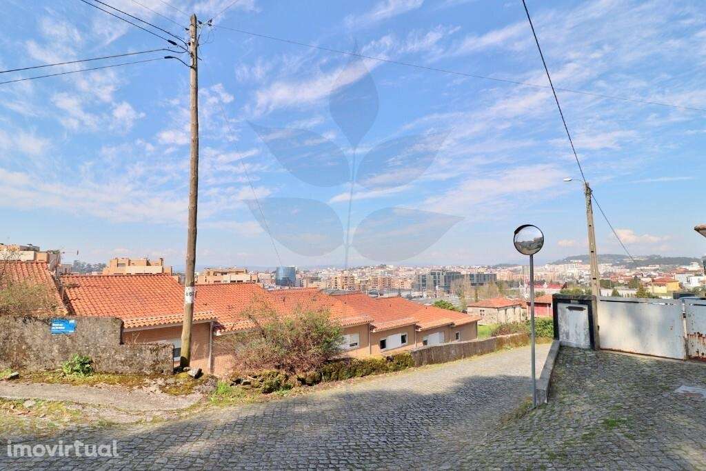 Terreno em Fraião com viabilidade de construção - Grande imagem: 5/23