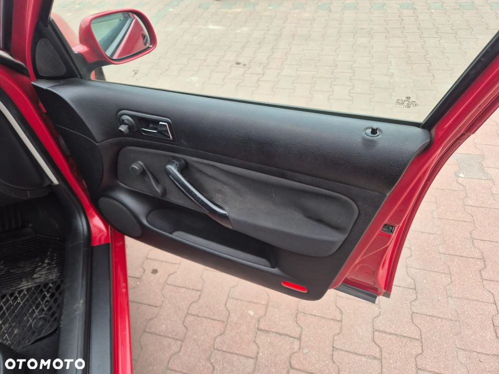 Volkswagen Golf 1.9 TDI Comfortline - 7