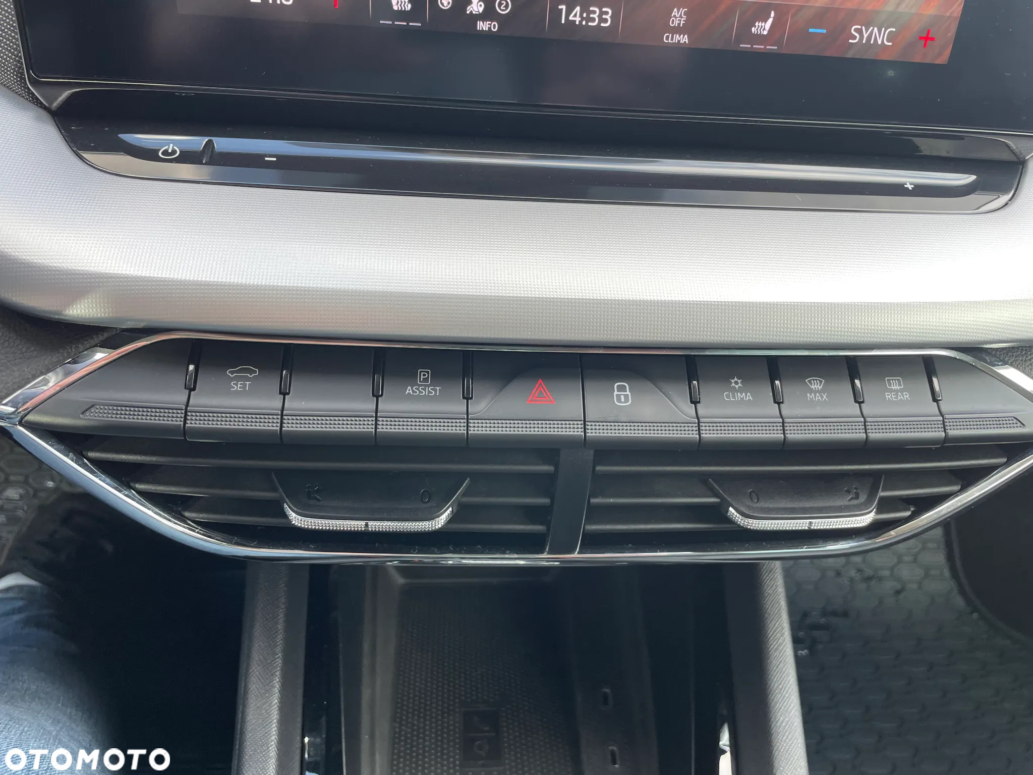 Skoda Octavia 2.0 TDI Style DSG - 29