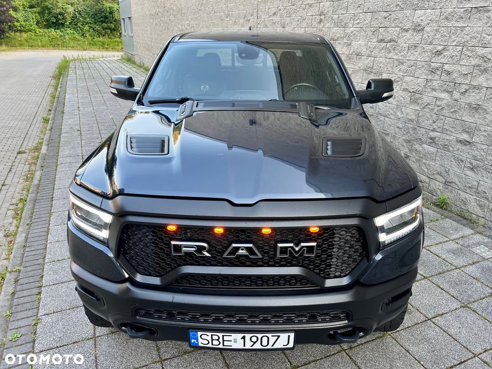 RAM 1500 Crew Cab Shortbed Bighorn - 1