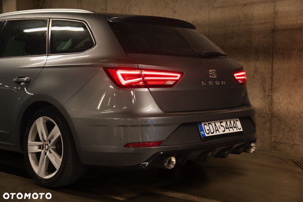 Seat Leon 1.8 TSI Start&Stop DSG FR - 3