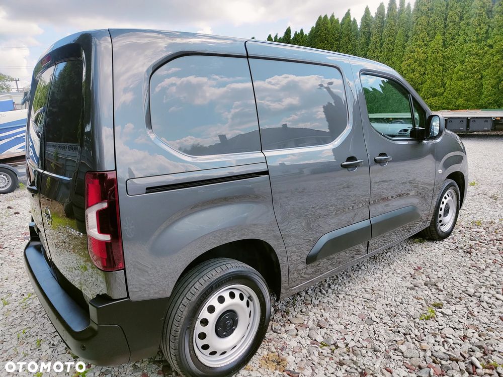 Opel Combo - 17