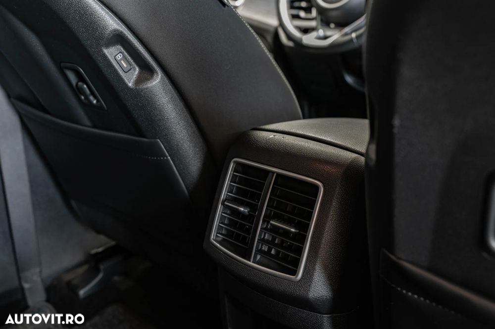 KIA Sportage 2023 — imagine 19