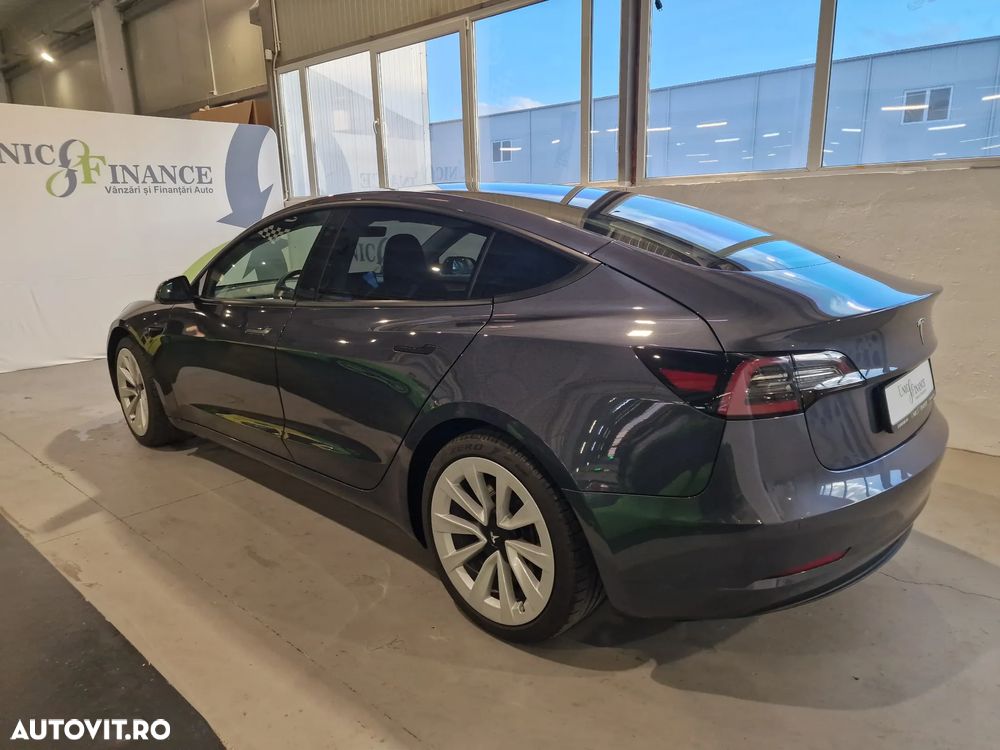 Tesla Model 3 Langstreckenbatterie Allradantrieb Dual Motor - 3