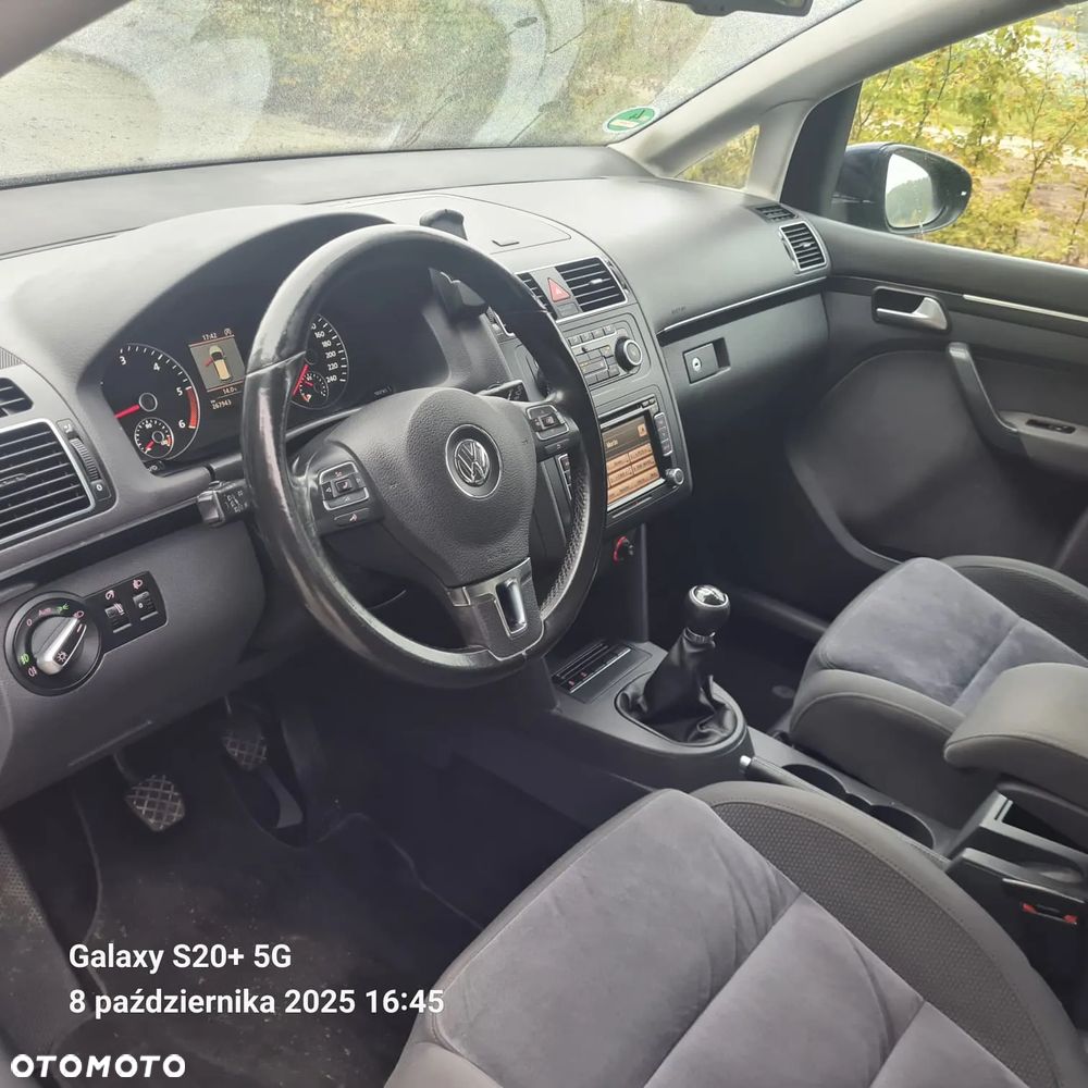 Volkswagen Touran 2.0 TDI DPF Highline - 18