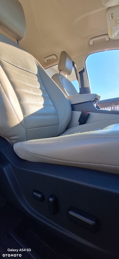 Ford Escape 2.0 EcoBoost AWD Titanium - 31