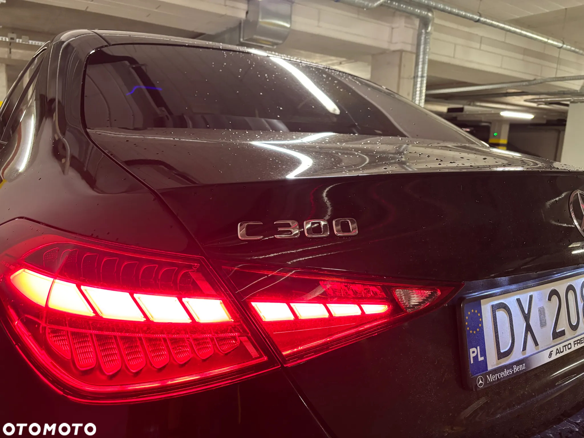 Mercedes-Benz Klasa C 300 4MATIC 9G-TRONIC - 4