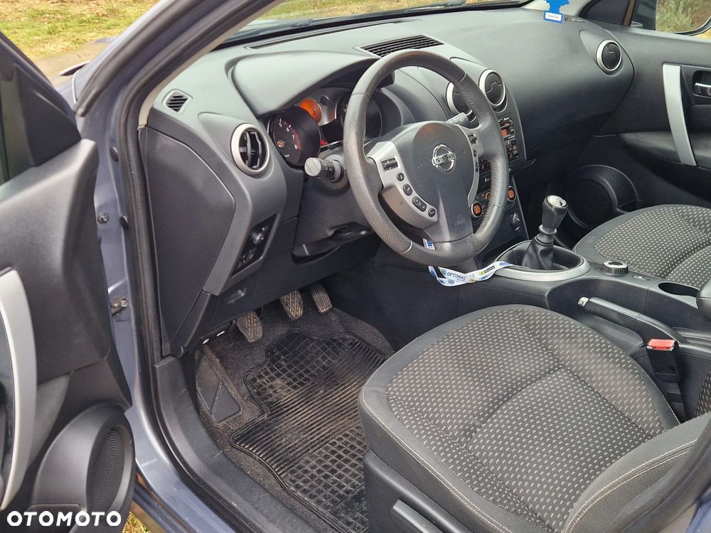 Nissan Qashqai 2.0 4 x 4 tekna - 9