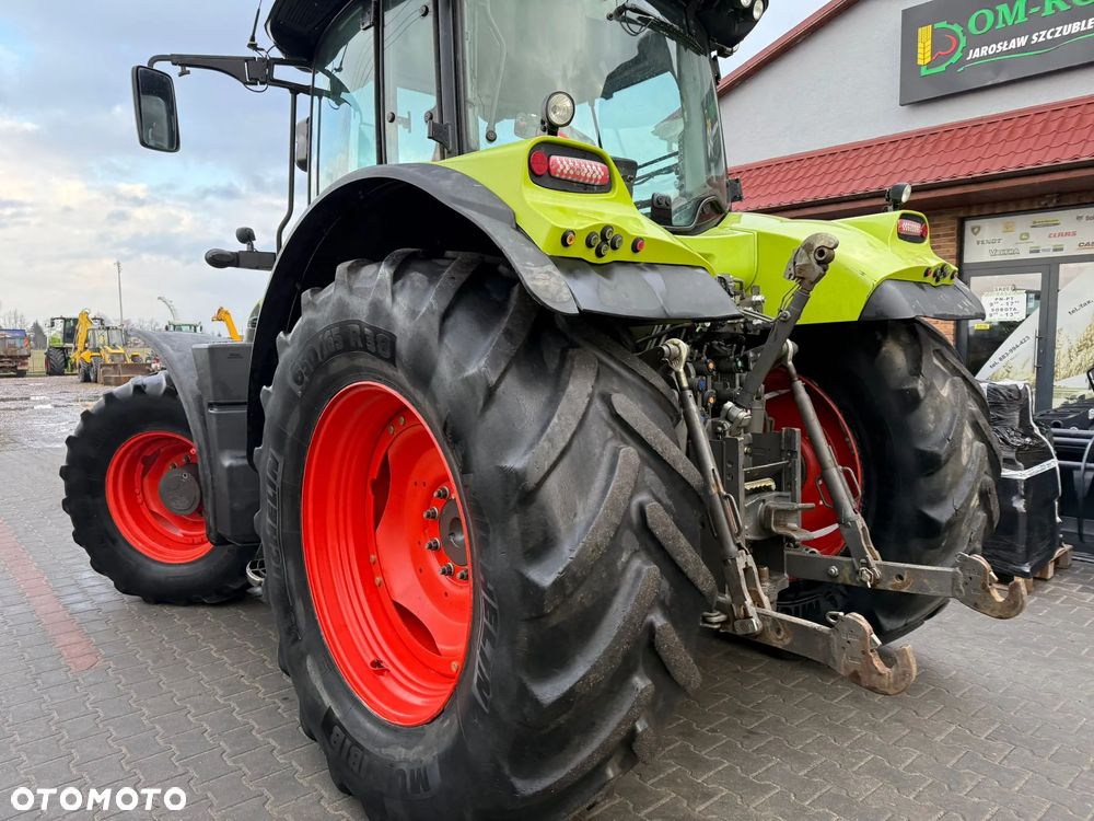 Claas ARION 640 CEBIS  650 660  JOHN DEERE 6930 - 2