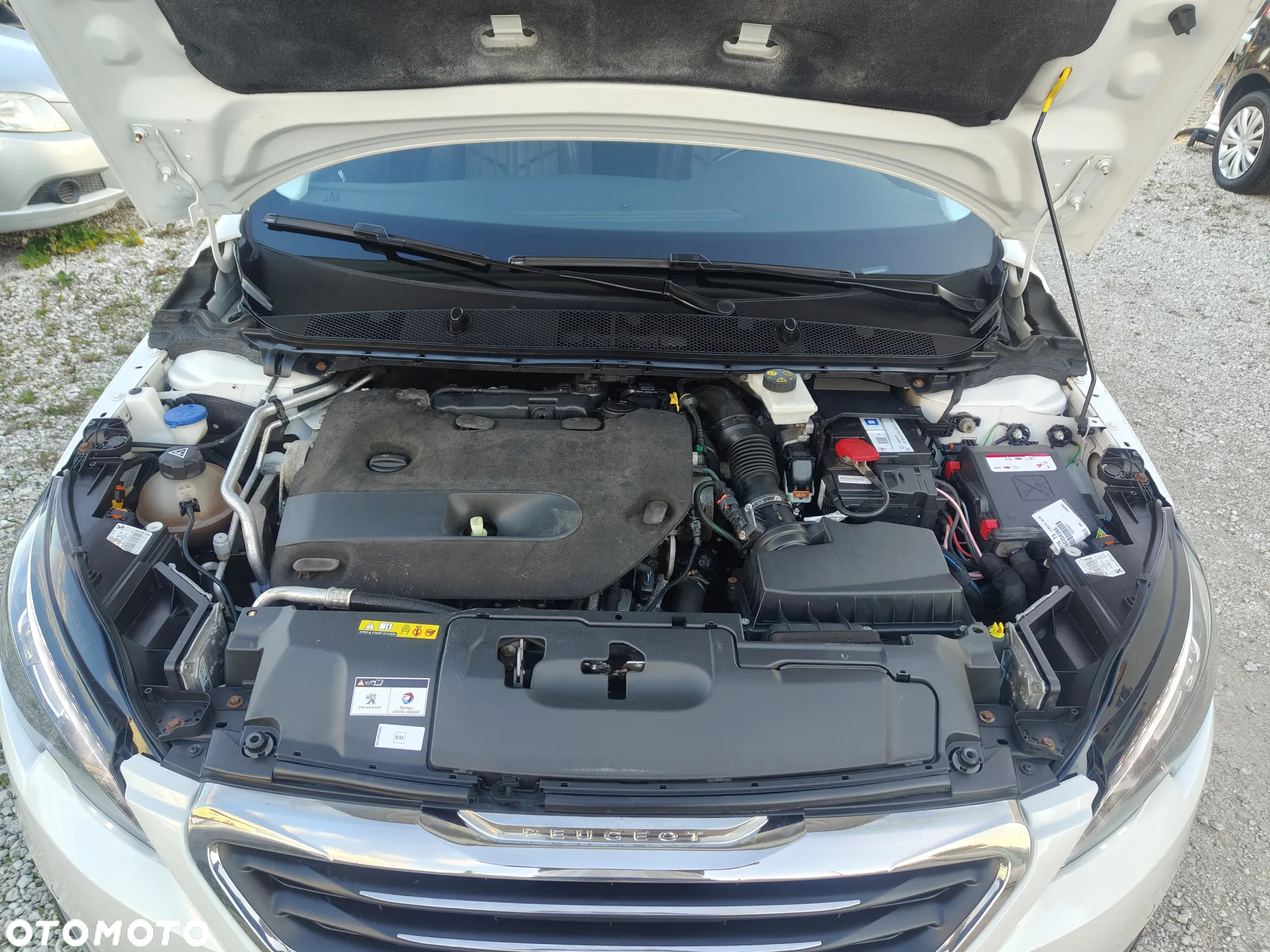 Peugeot 308 SW BlueHDi 150 Automatik Stop & Start Allure - 32