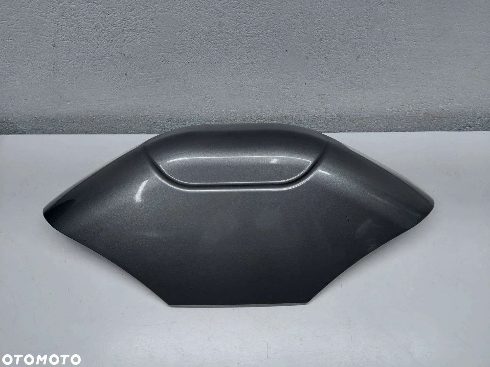 Owiewka kufra SUZUKI - 1