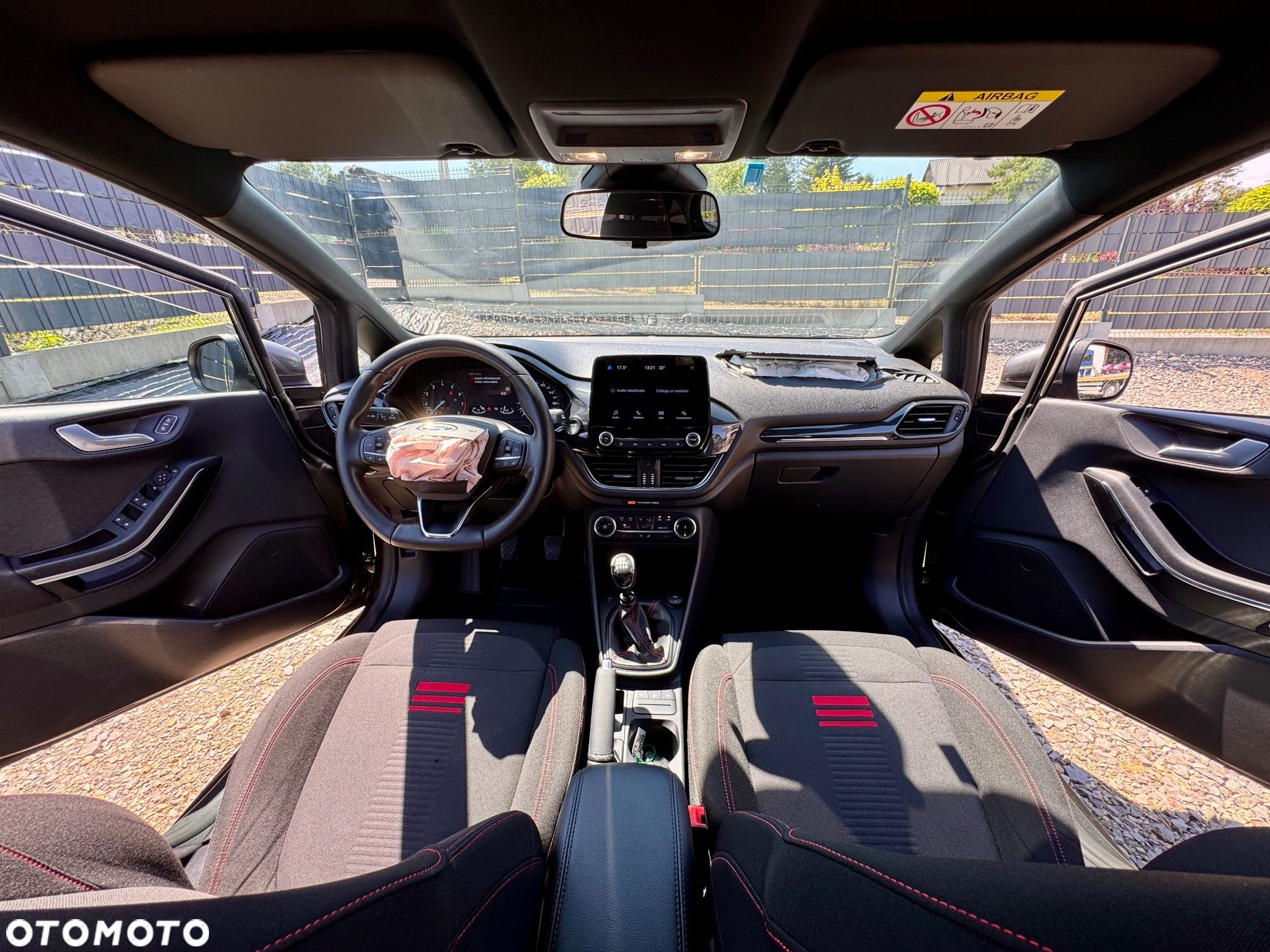 Ford Fiesta - 22
