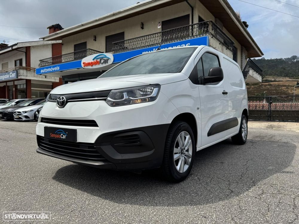 Toyota Proace 1.5D L1 Comfort - IVA DEDUTÍVEL - 1