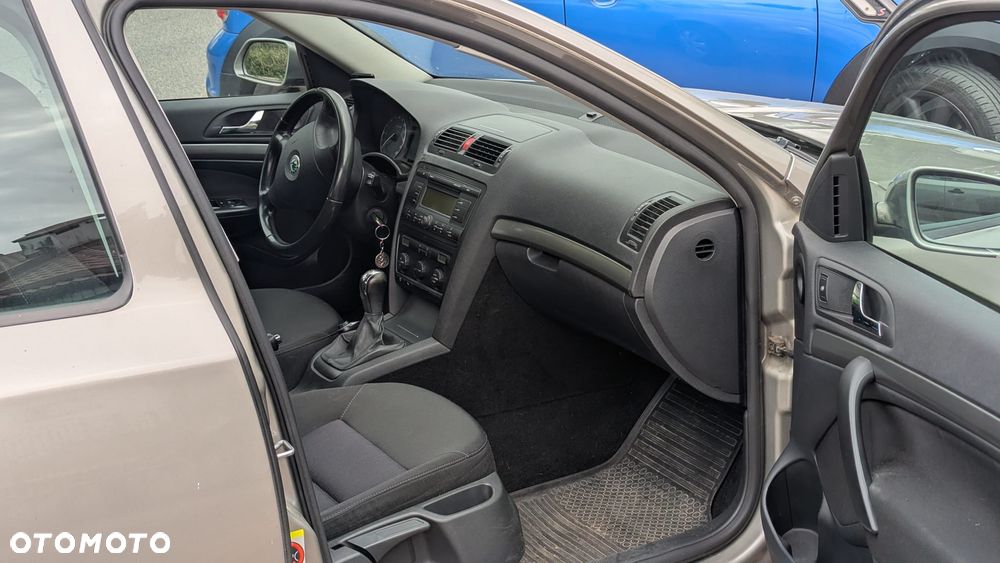 Skoda Octavia 2.0 TDI Elegance - 11