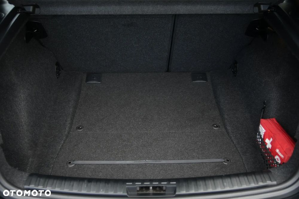 BMW Seria 1 - 28