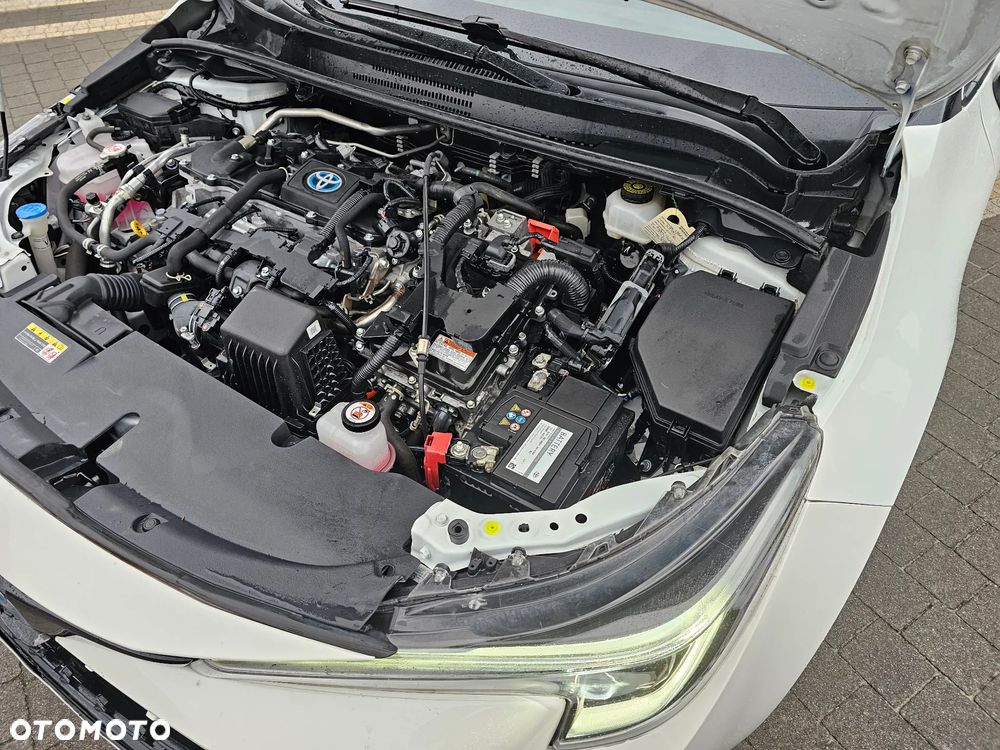 Toyota Corolla 1.8 Hybrid Style - 28