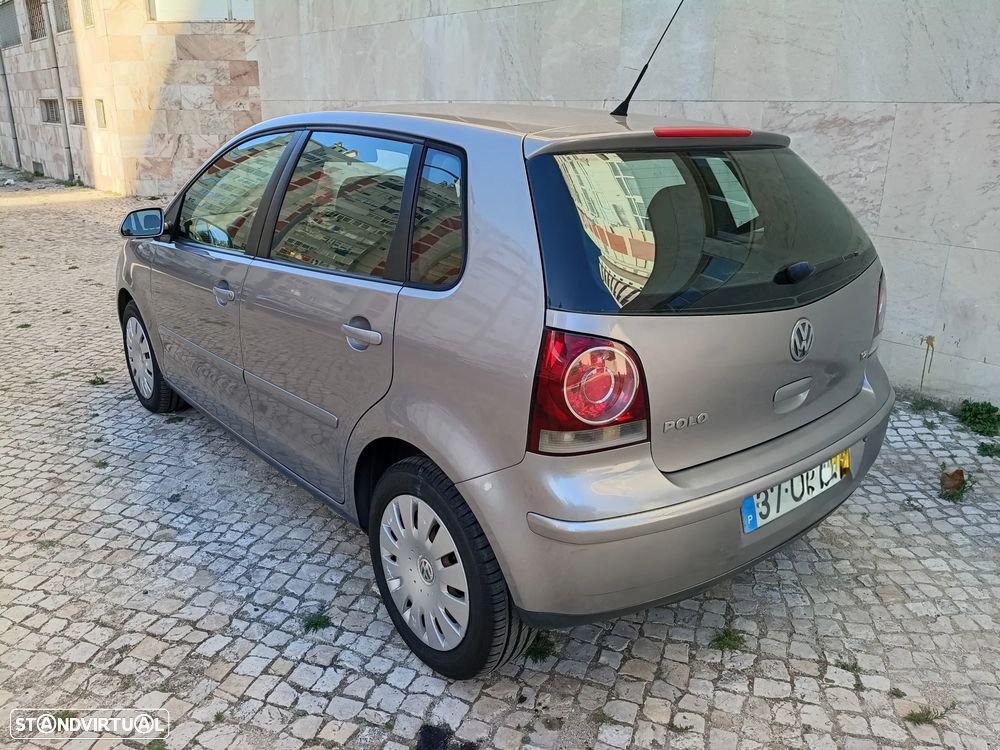 Volkswagen Polo 2008 photo 3