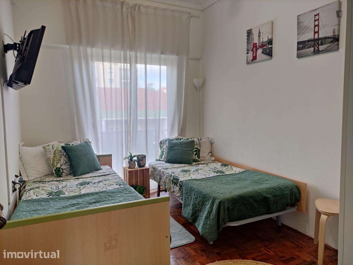 Apartamento com 2 quartos - localizado em Benfica Lisbon - Grande imagem: 4/9